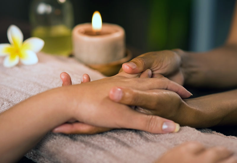 trattamenti estetici manicure